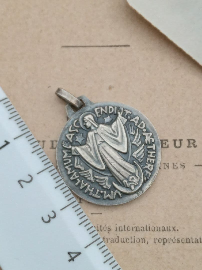 【希少】1930年代前後頃 フェルナン・ピィによる聖母の被昇天シルバー色メダイ