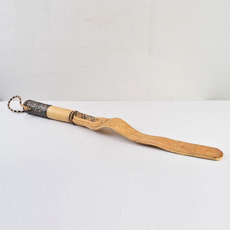 馬具　装飾品　中国　チベット　本皮製　古銅持ち手　鞭　C　9317