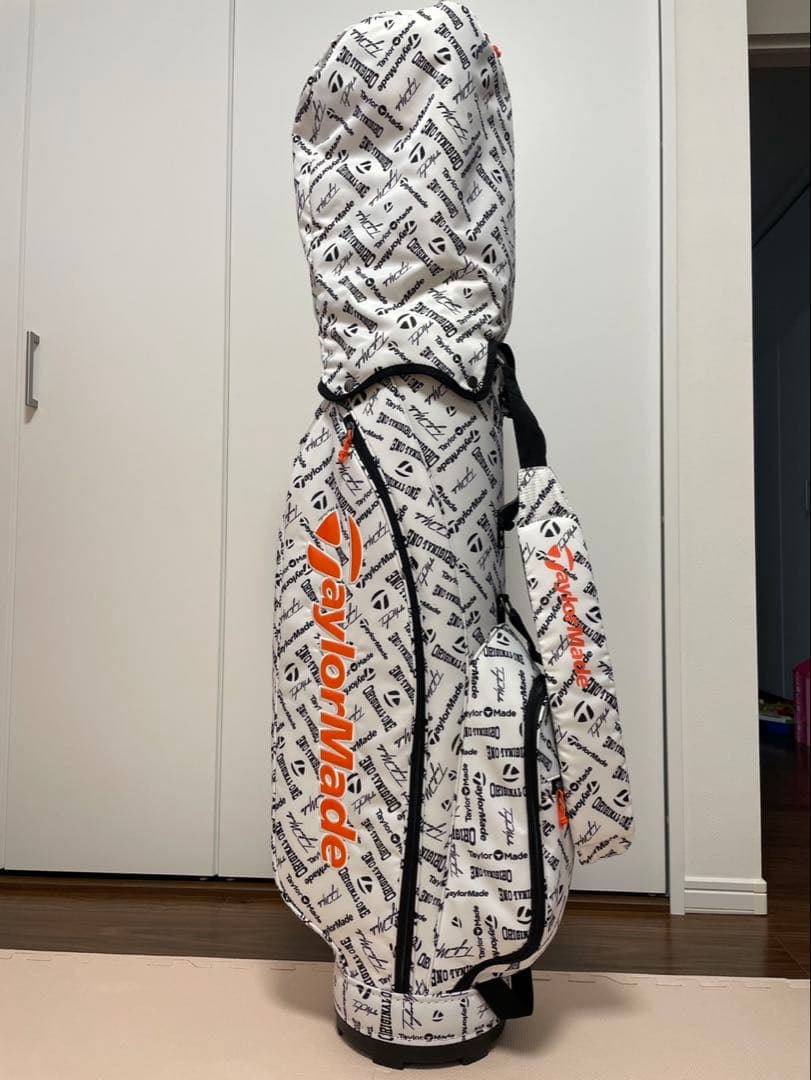 テーラーメイド　キャディバッグ