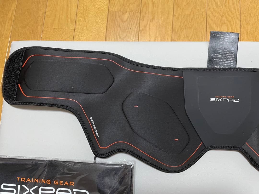 SIXPAD シックスパッド　ボトムベルト　Sサイズ