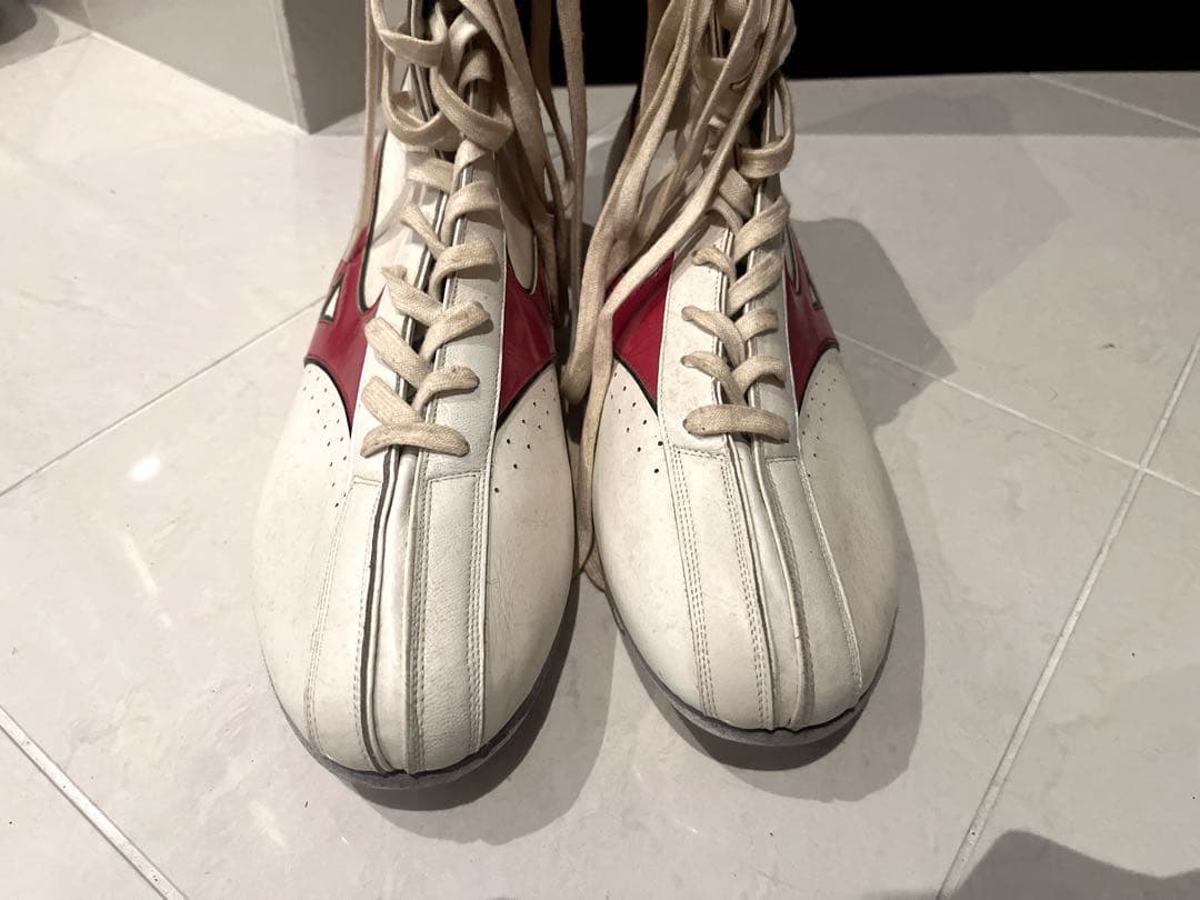 MIZUNO ミズノボクシングシューズ ホワイト　レッド