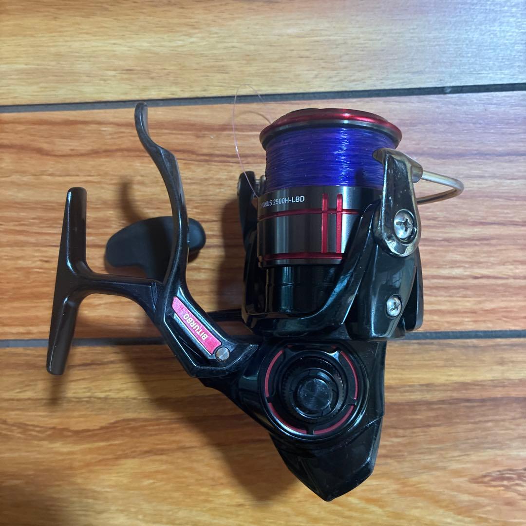 ダイワシグナス2500H-LBD リール ケース付き　オス