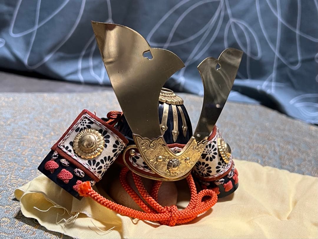 甲冑師 加藤一冑 菊金物兜 細川頼有 戦国武将 兜 置物