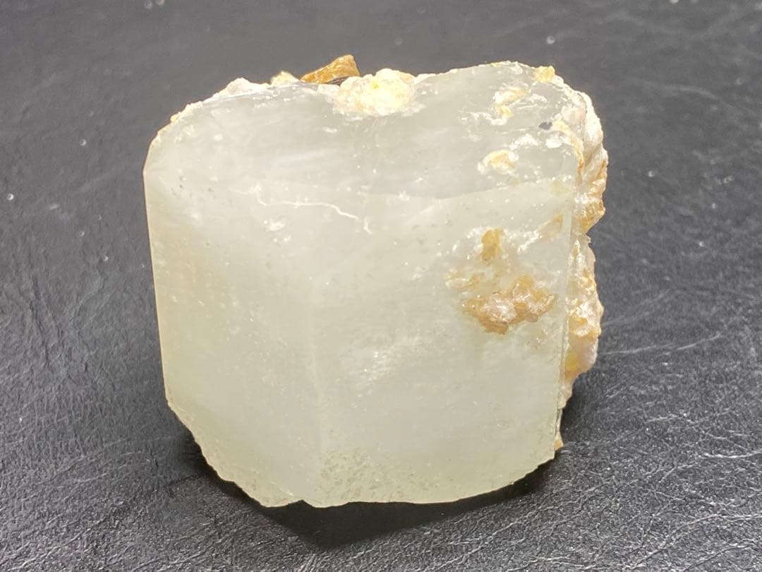 アクアマリン　赤雲母　71g