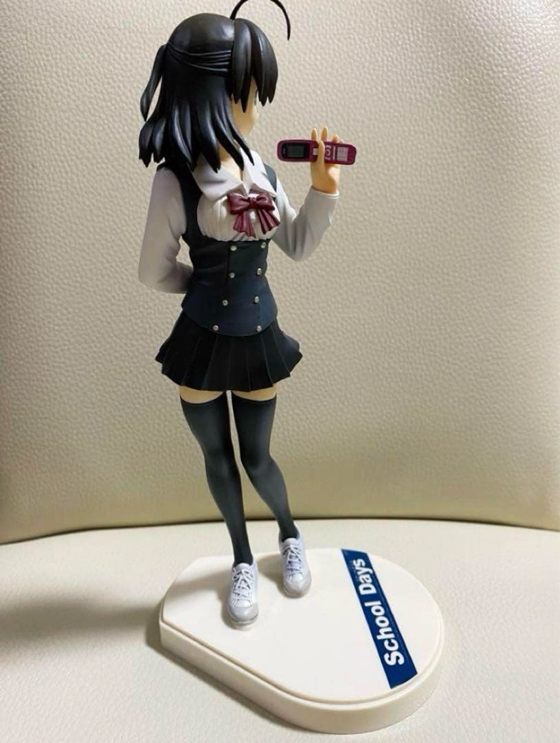 スクールデイズ School Days 西園寺世界 1/8スケールフィギュア