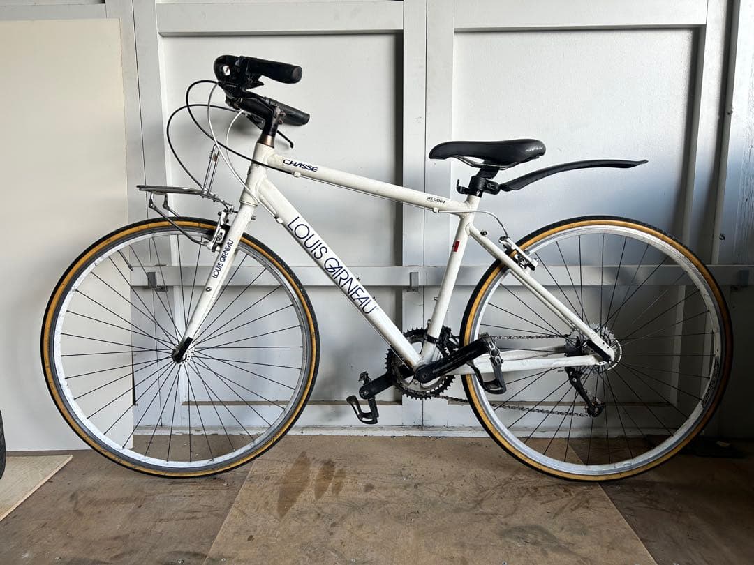 LOUIS GARNEAU クロスバイク ホワイト 18段変速