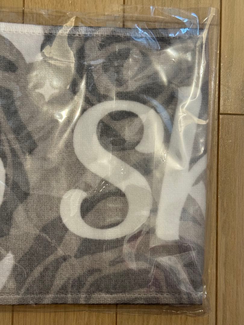 白金燐子　タオル缶バッジセットRoselia 「Flamme」/「Wasser」