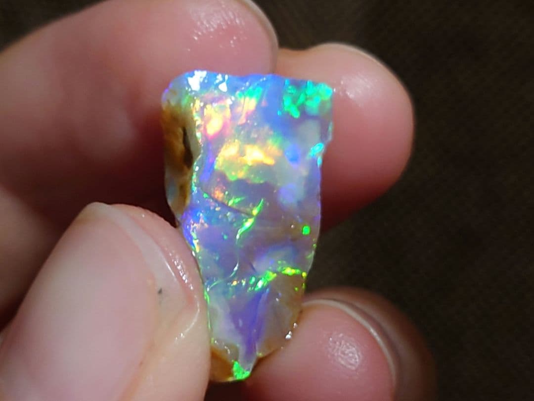 チョーク　エチオピアオパール　ウェロ産　鉱物標本　原石