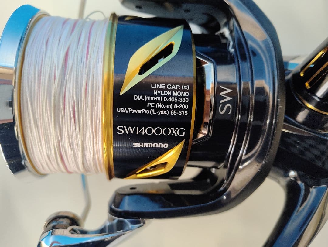 シマノ STELLA リール 黒/金