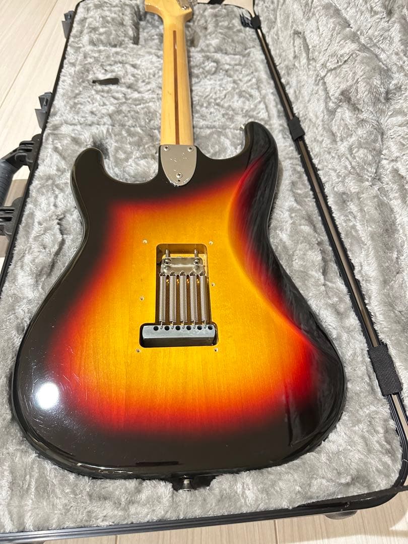 ギター Fender japan 70's Classic