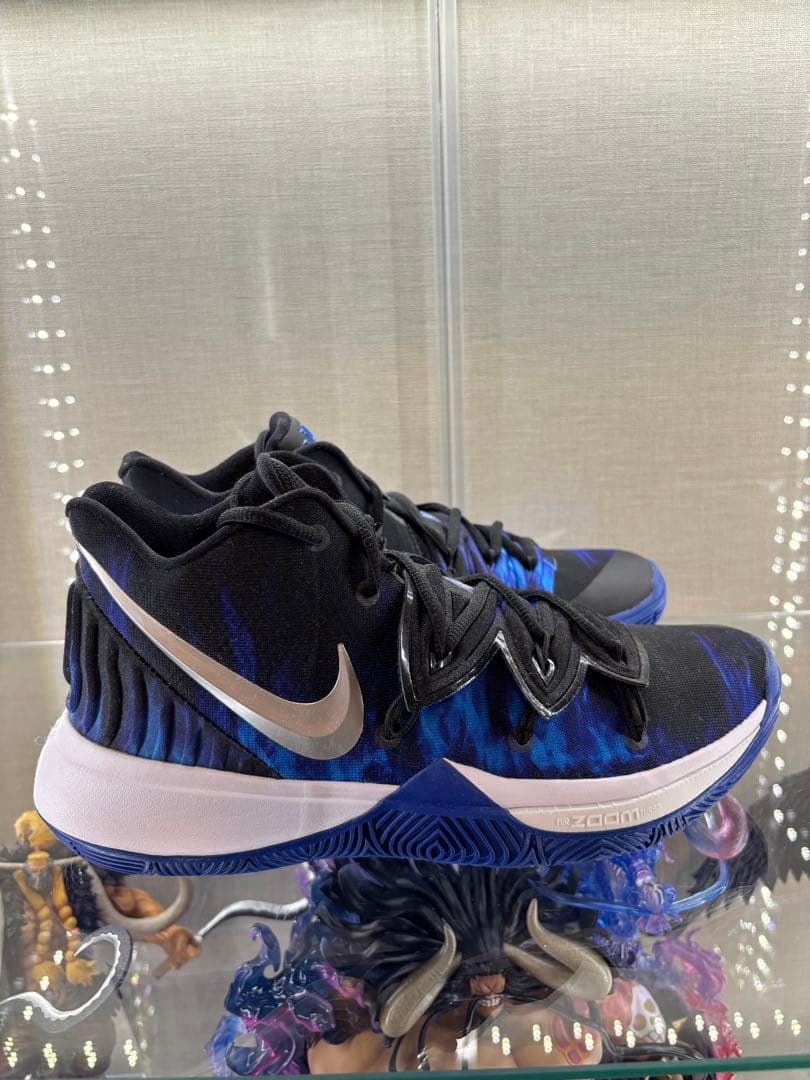 Nike Kylie 5 カイリー5 デューク　バッシュ　ナイキ　バスケ