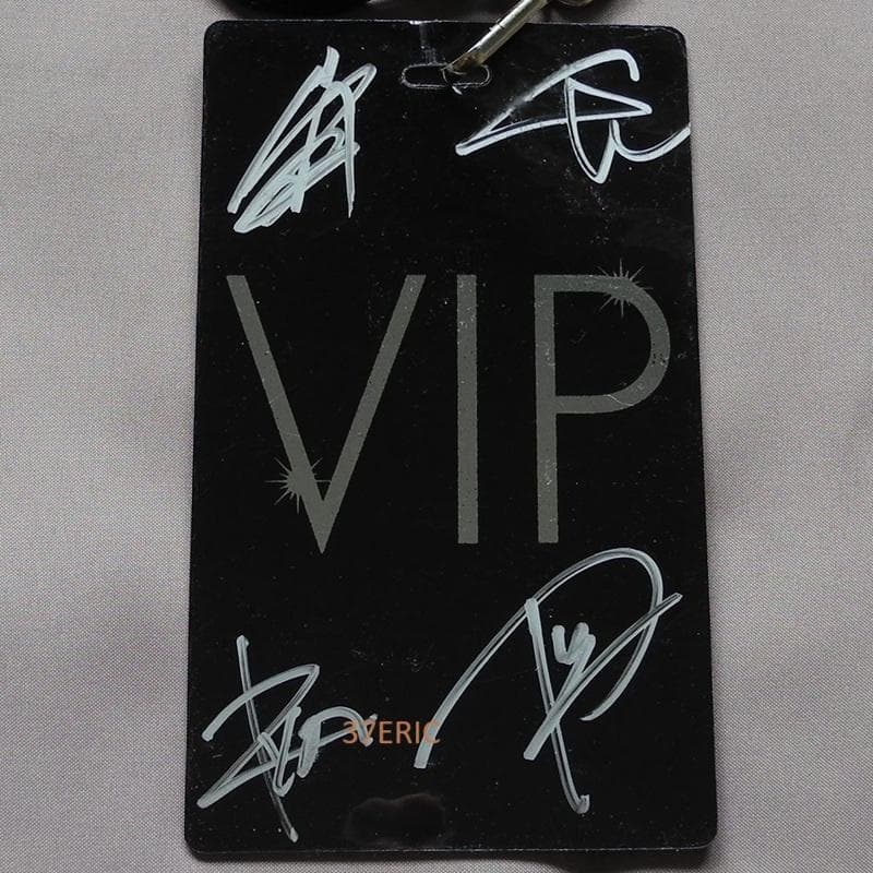 ONE OK ROCK ワンオクロック サイン入り VIPバックステージパス