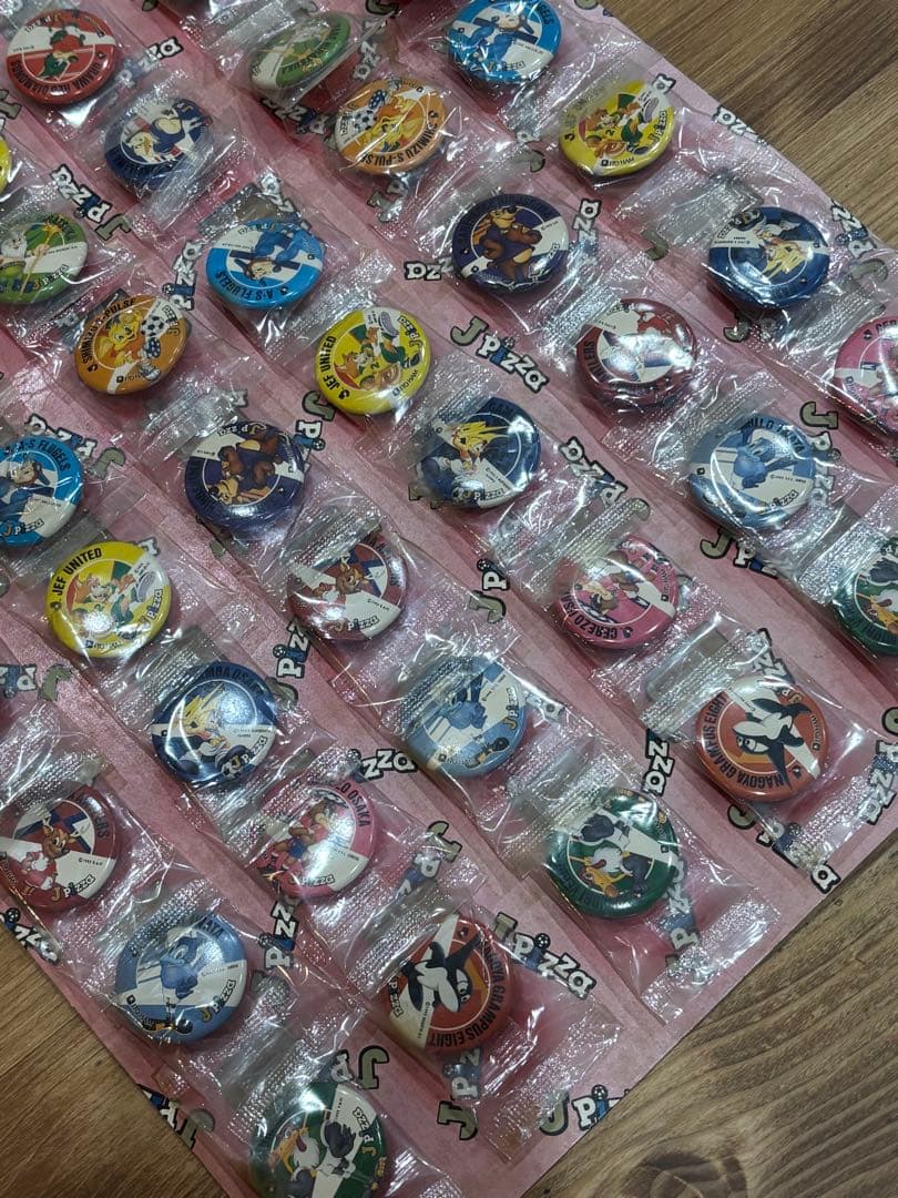 Jリーグ J.Pizza チームキャラクターバッジ 大量まとめ売り 非売品