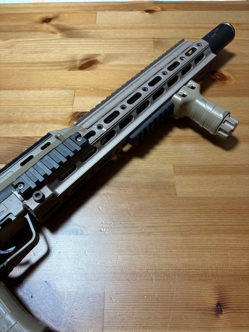 東京マルイ ガスブローバック MP7A1ベース 近未来カスタム