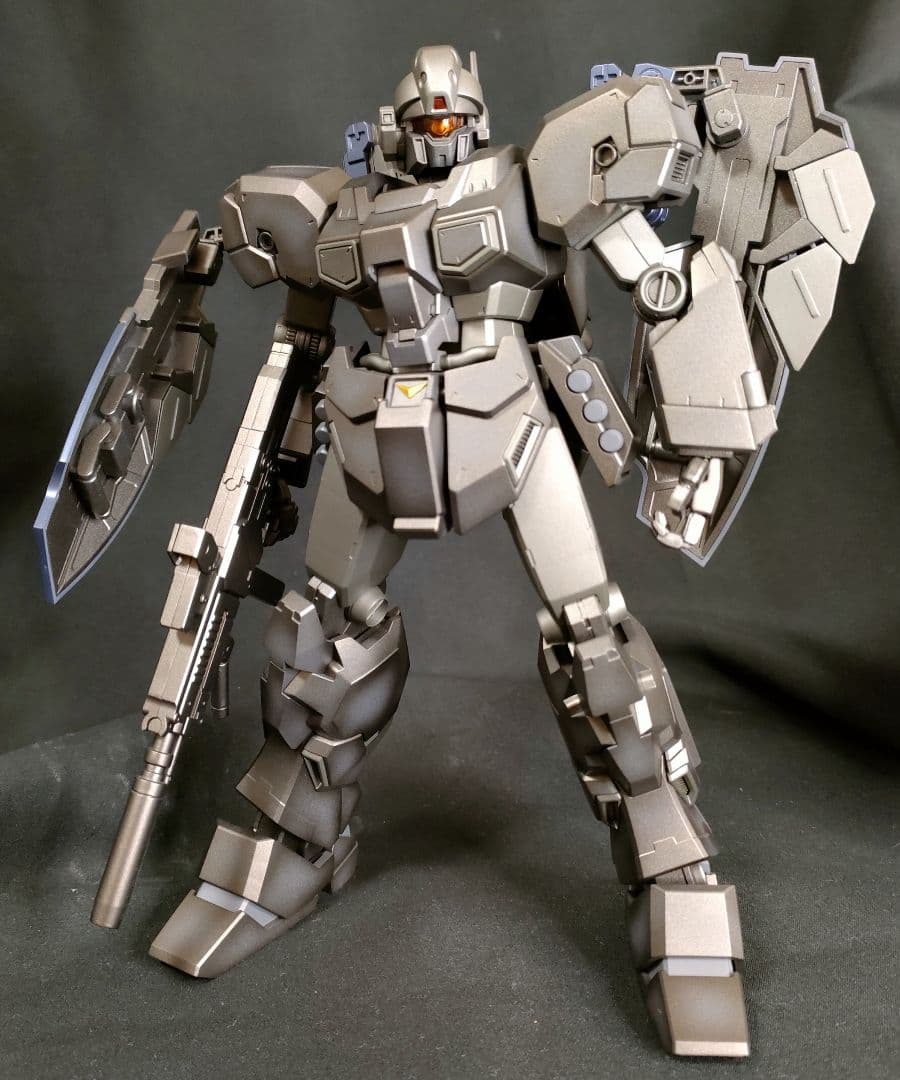 ガンプラ 塗装済完成品 MG 1/100 ジェスタ