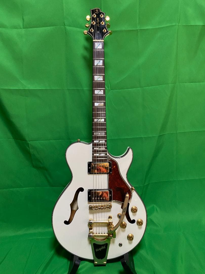 Greg Bennett RL4LTD White　セミアコ
