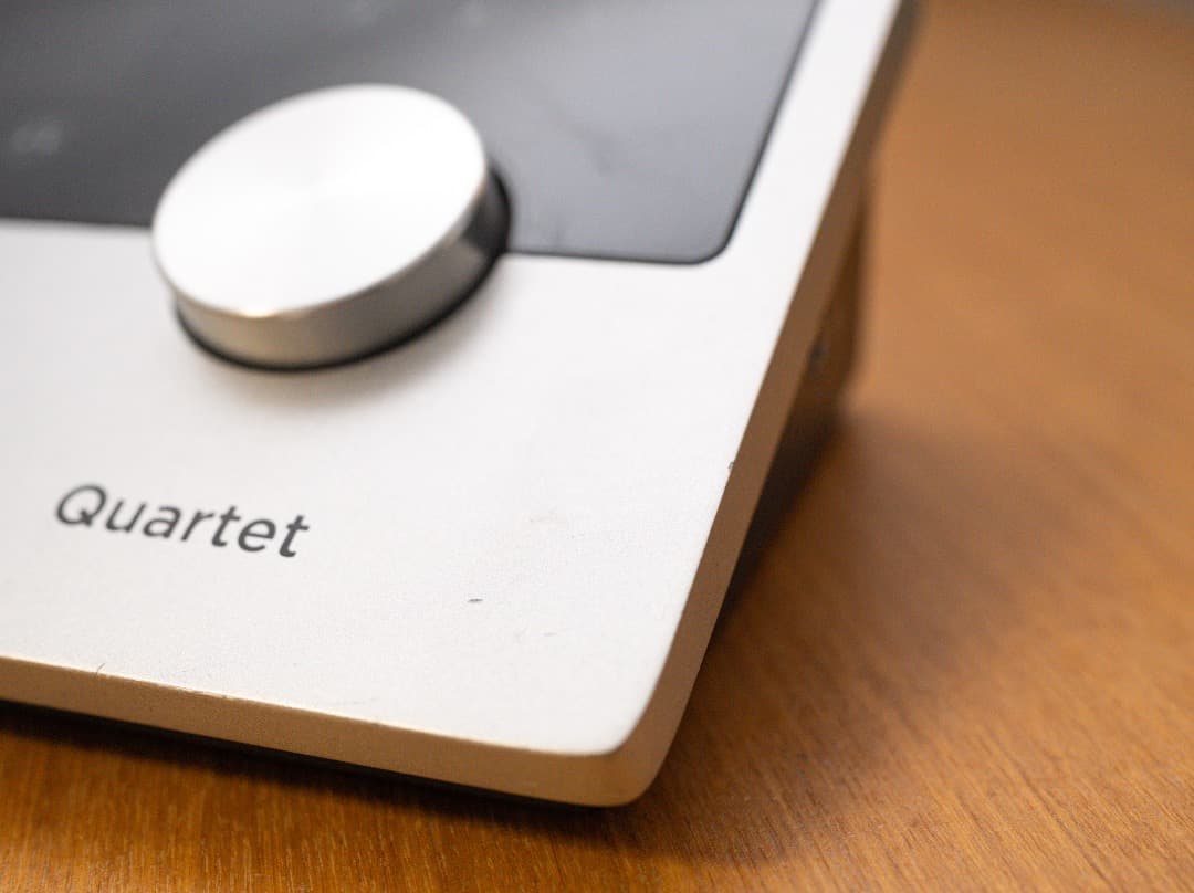 【ジャンク品／動作確認済み】Apogee Quartet（アポジーカルテット）