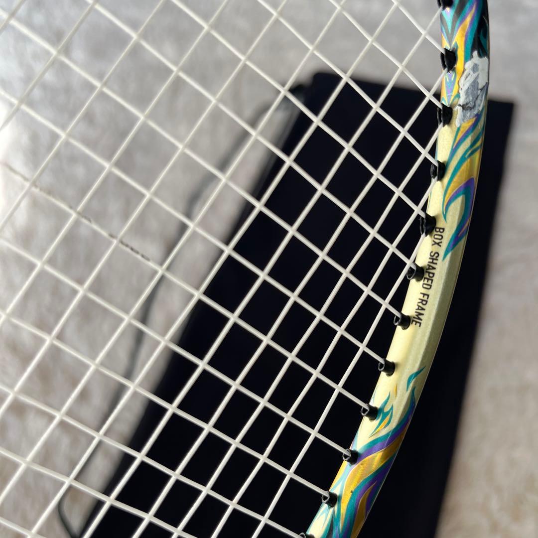 Li-NING AXFORCE100 バドミントンラケット