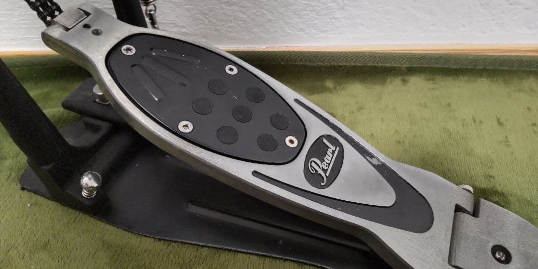 ※廃盤ドラムペダルPearl　P-101P、ケース、偏心カム付き