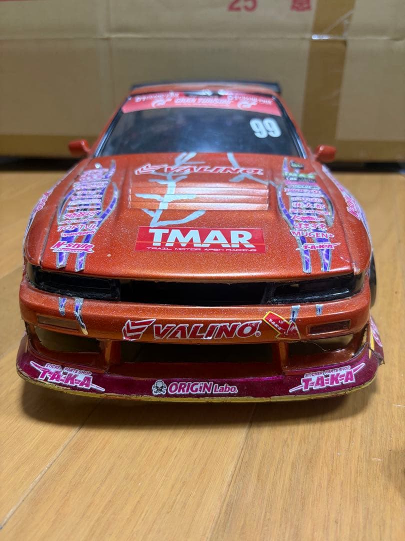 ドリフトカー 1/10 オレンジ/ブラック リモコン付き