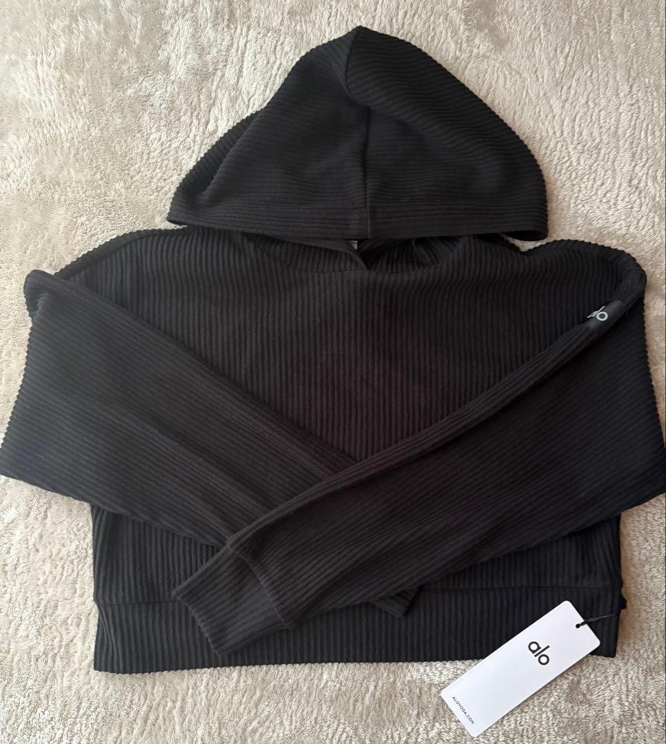 alo ブラックリブ編みセットアップ
