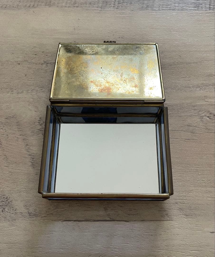 ドナルド・ゾランDonald Zolanイラストコレクターズアンティーク小物入れ