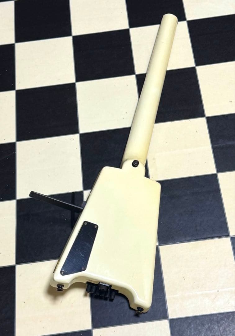 hohner g2 t ヘッドレスギター　ホワイト