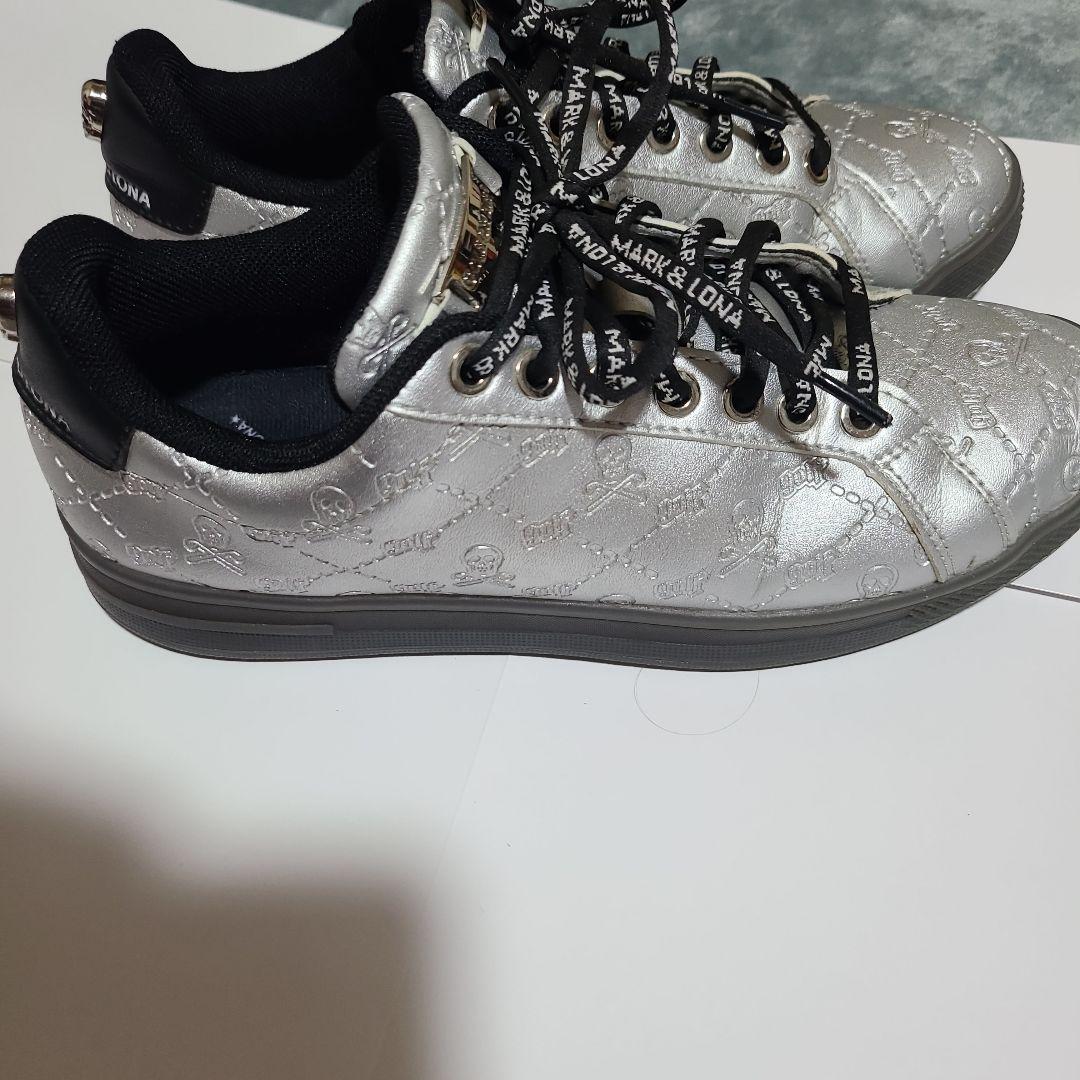 ゴルフシューズ　マークアンドロナ　MARK&RONA