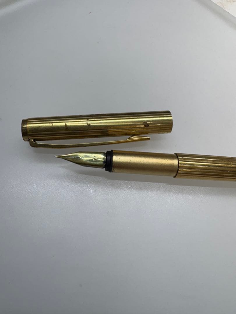 モンブラン・ゴールド万年筆・インク無し・中古品