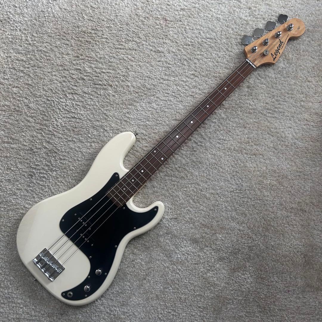 Legend レジェンド　ジャズベースタイプ エレキベース　ホワイト　ケース付き