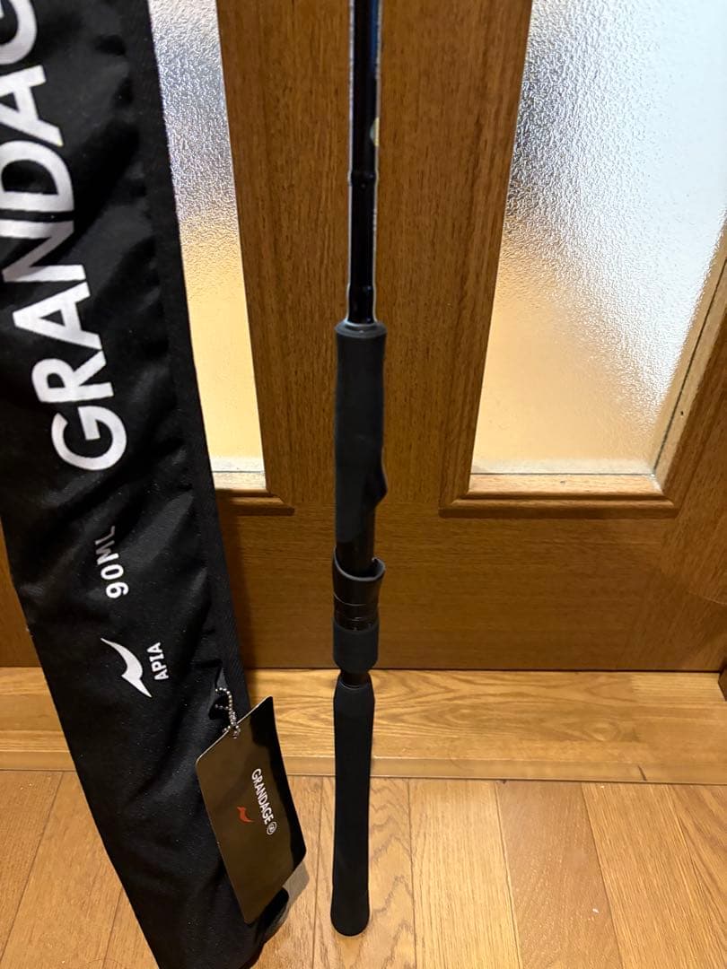 アピア（APIA）のシーバスロッド「グランデージ STD. 90ML」