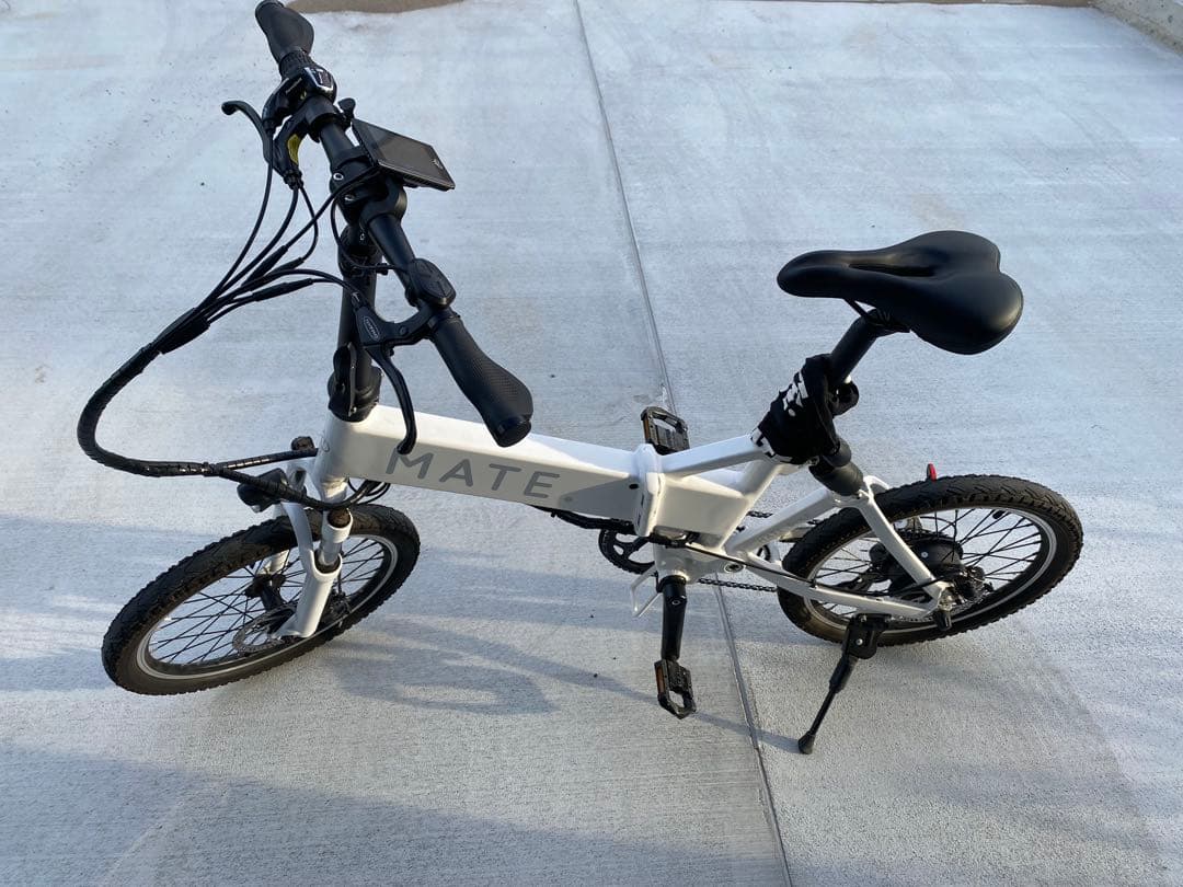 MATE City ホワイト 電動アシスト自転車