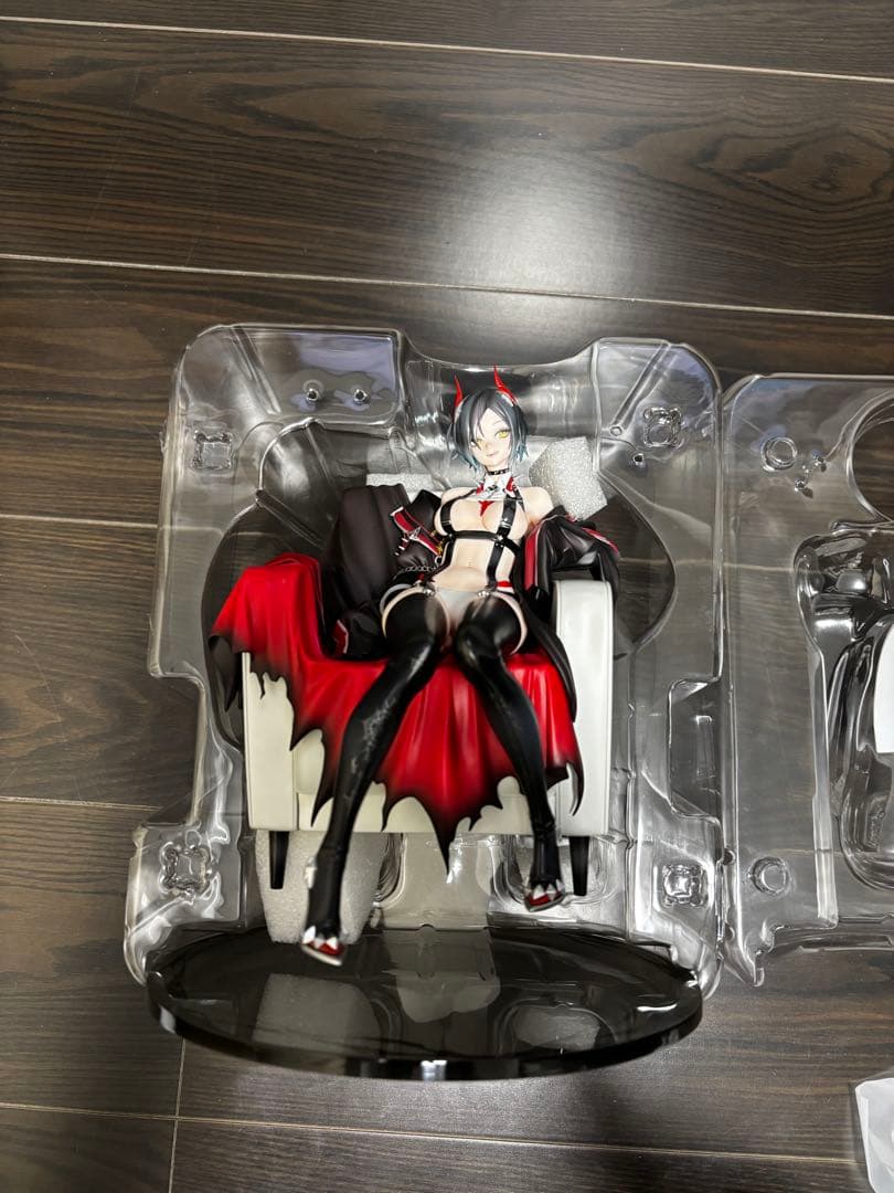 開封品【あみあみ限定特典】アズレン ウルリッヒ 完成品フィギュア[アルター]