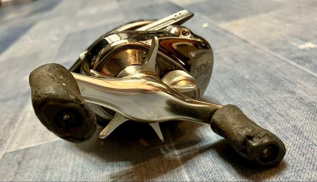 N3351 シマノ　ANTARES AR ベイトリール　右巻き