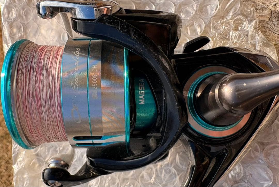 ダイワエメラルダスLT2500s-DH