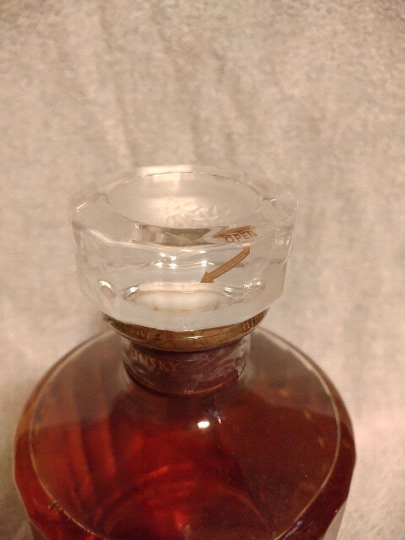 響 17年 サントリーウイスキー 700ml