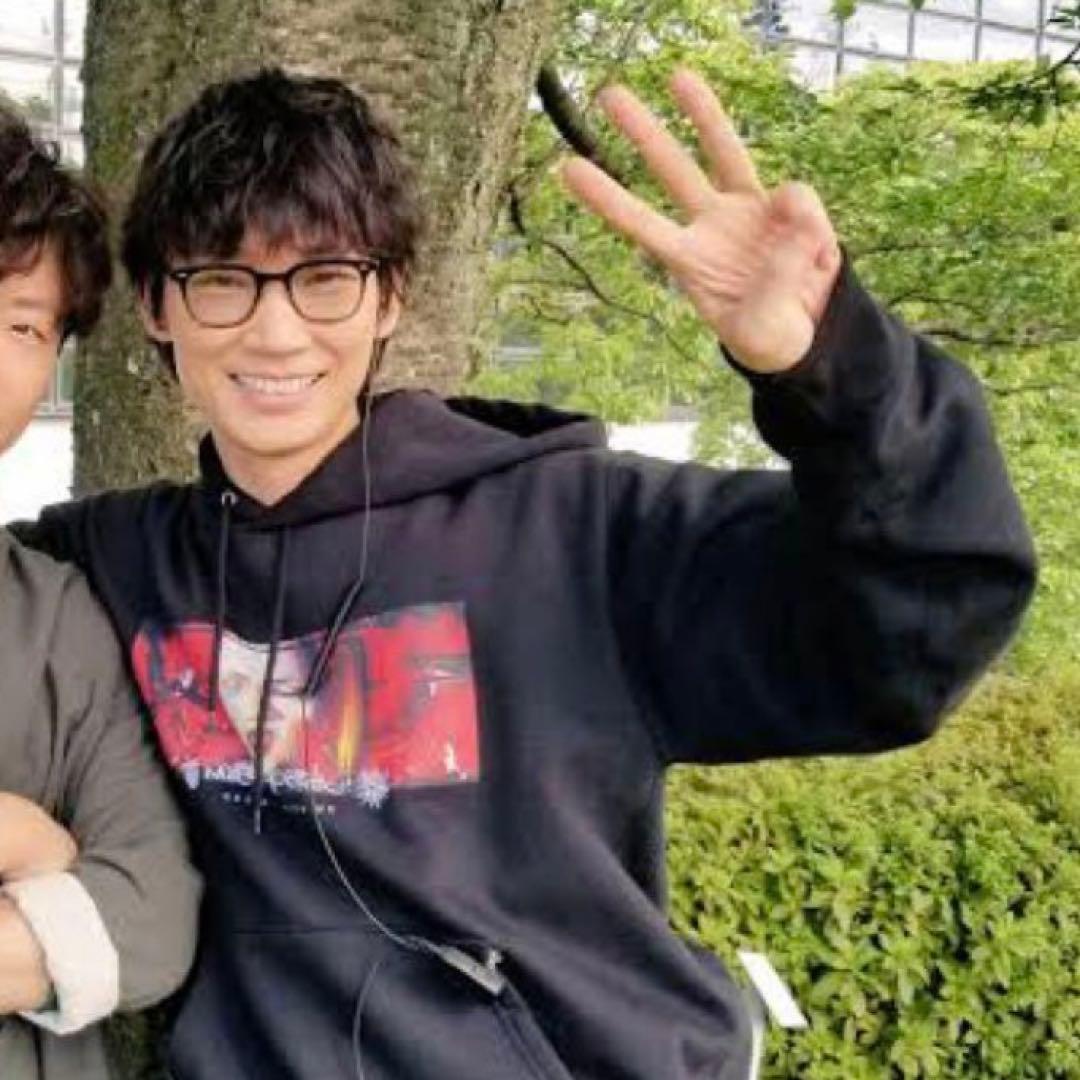 millennium parade ミレニアムパレード パーカー　M キングヌー