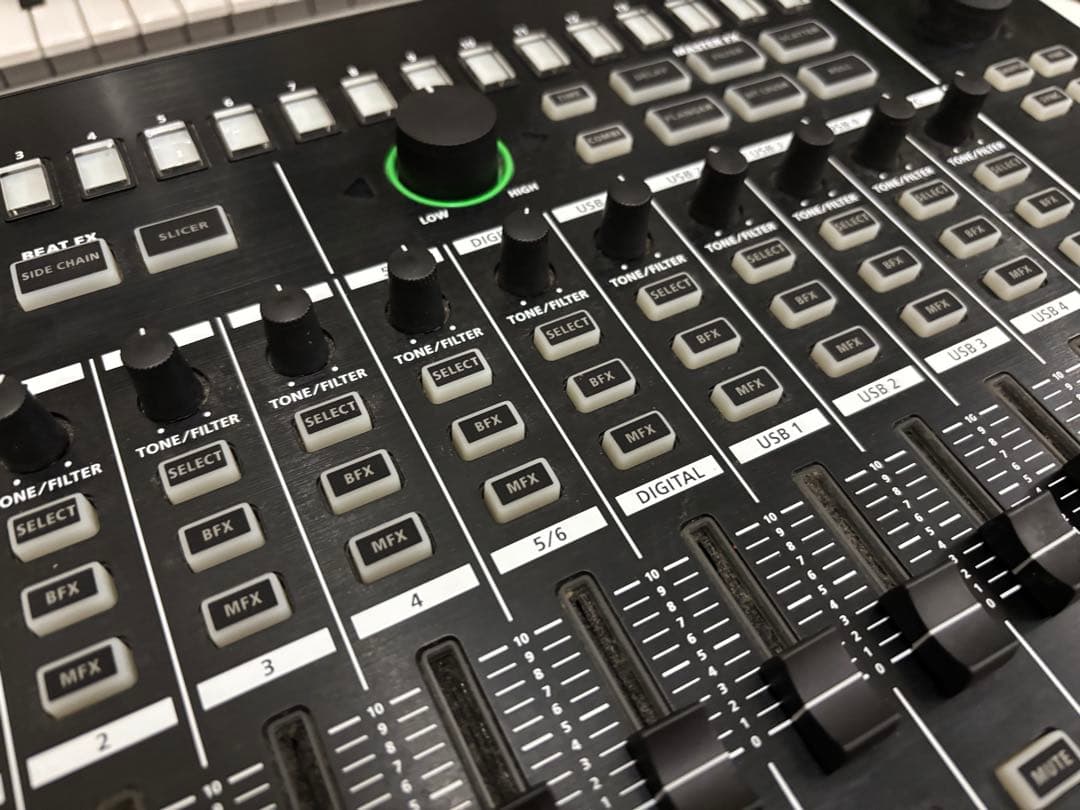 Roland MX-1 デジタルミキサー AIRA