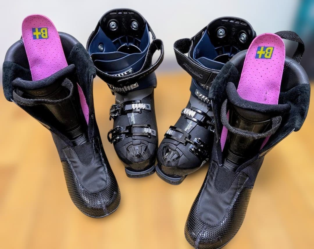 スキー ATOMIC HAWX MAGNA 110GW