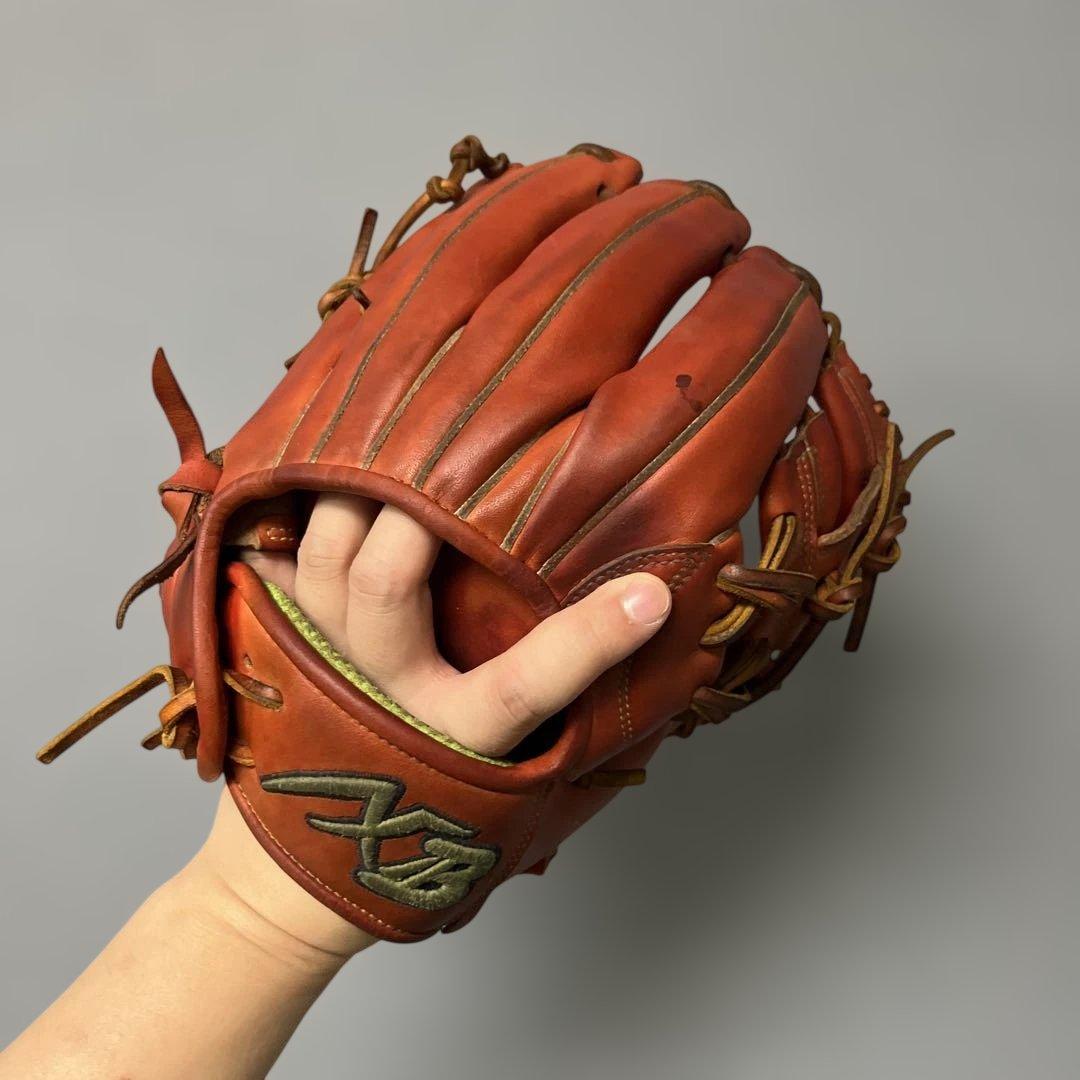 1228 アクセフ×ベルガード 型良 即戦力 硬式 内野手用グローブ