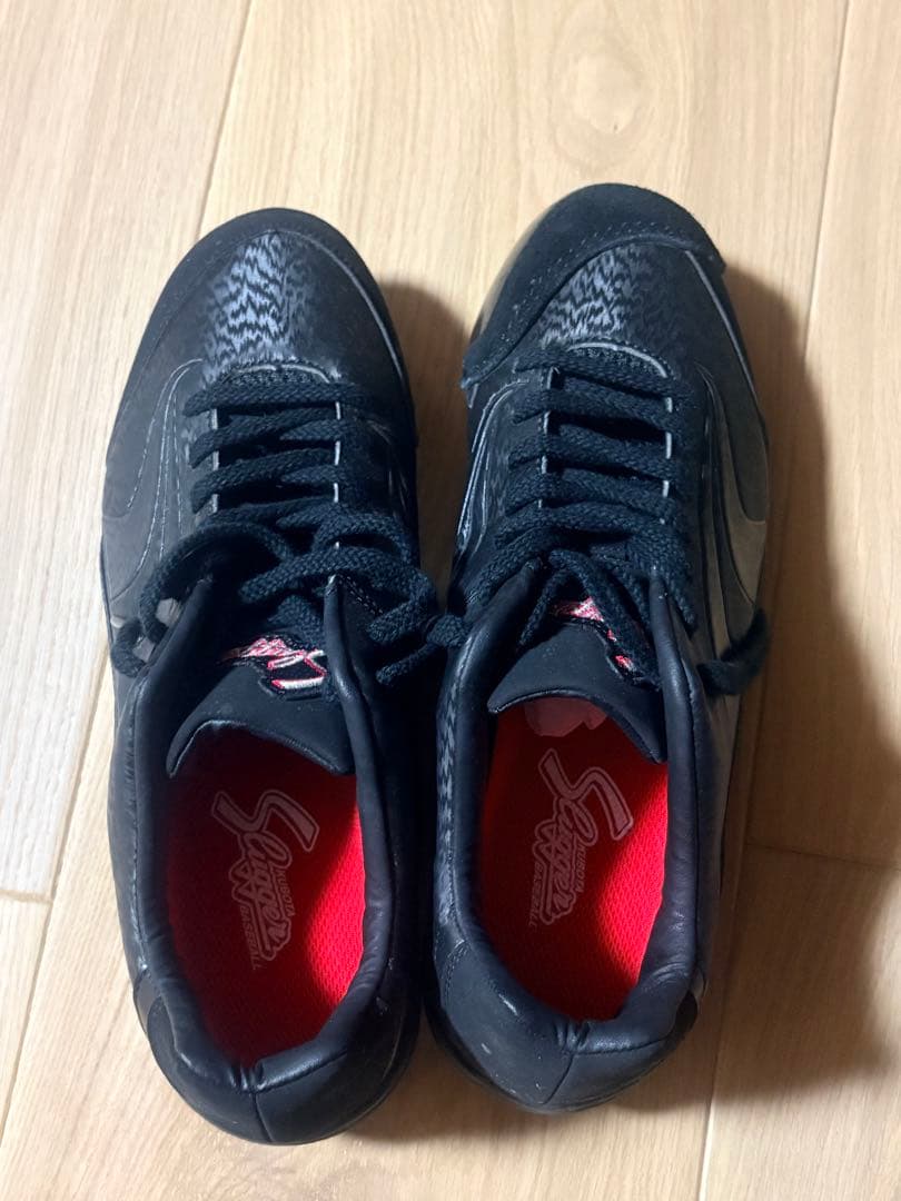 スラッガー スパイク　27.5 黒