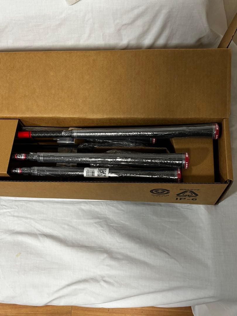 【新品】ステルスアイアンセットカーボンSテーラーメイド（6〜PW、AW、SW）