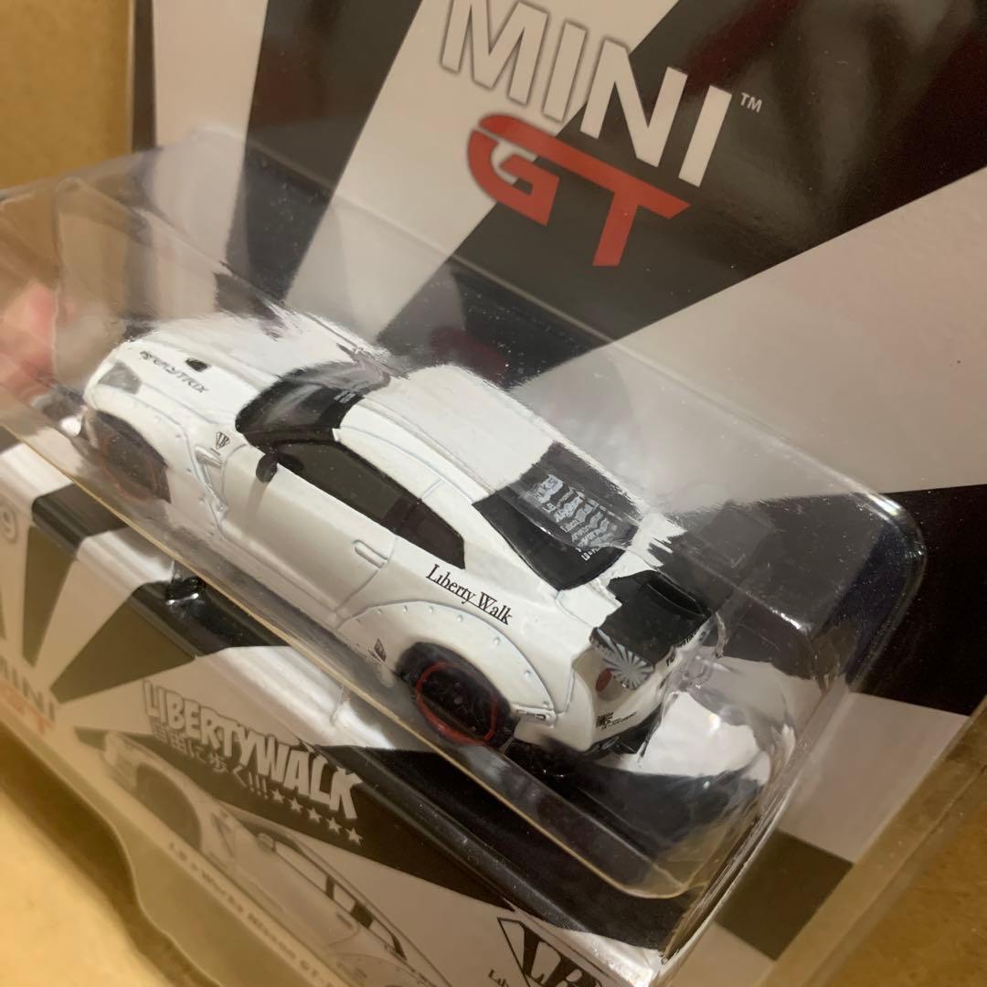 MINI GT トイザらス限定 リバティーウォーク GT-R