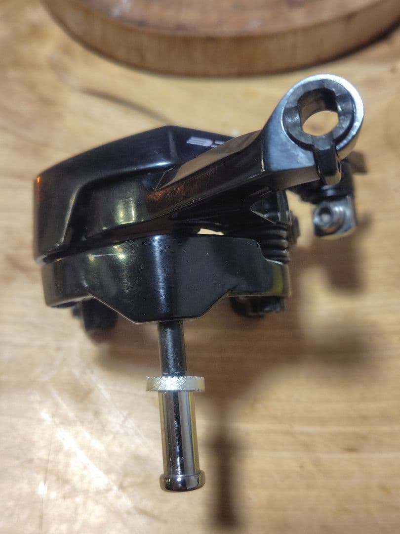 SHIMANO BR-R9100 リア用