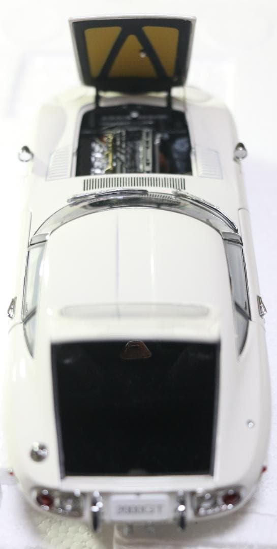貴重 　エブロ　トヨタ２０００ＧＴ　1/24　中古品