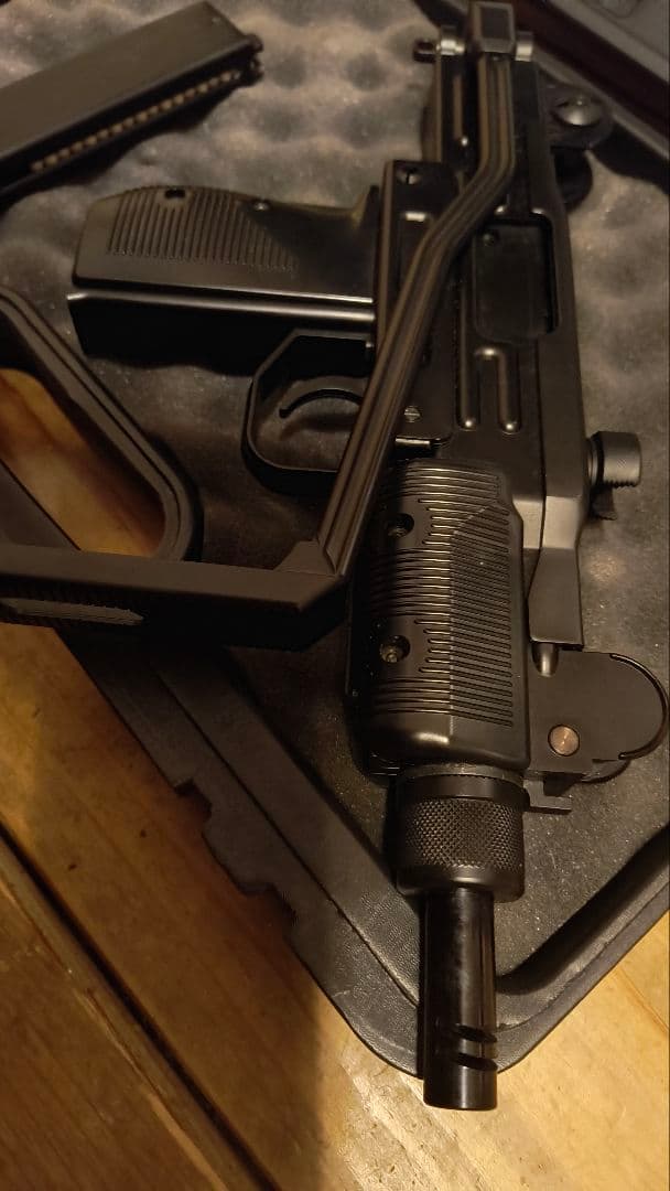 ウエスタンアームズ　ミニウージー