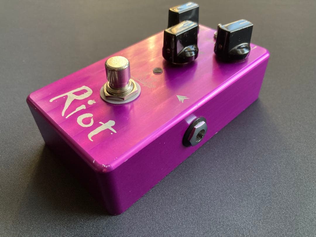 Suhr Riot ハイゲインディストーション