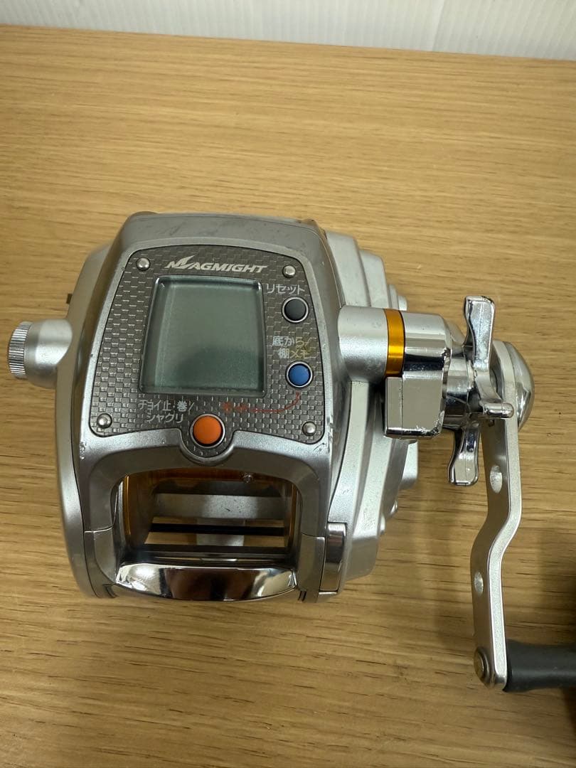 Daiwa SEABORG 400MM 電動リール — 日本製