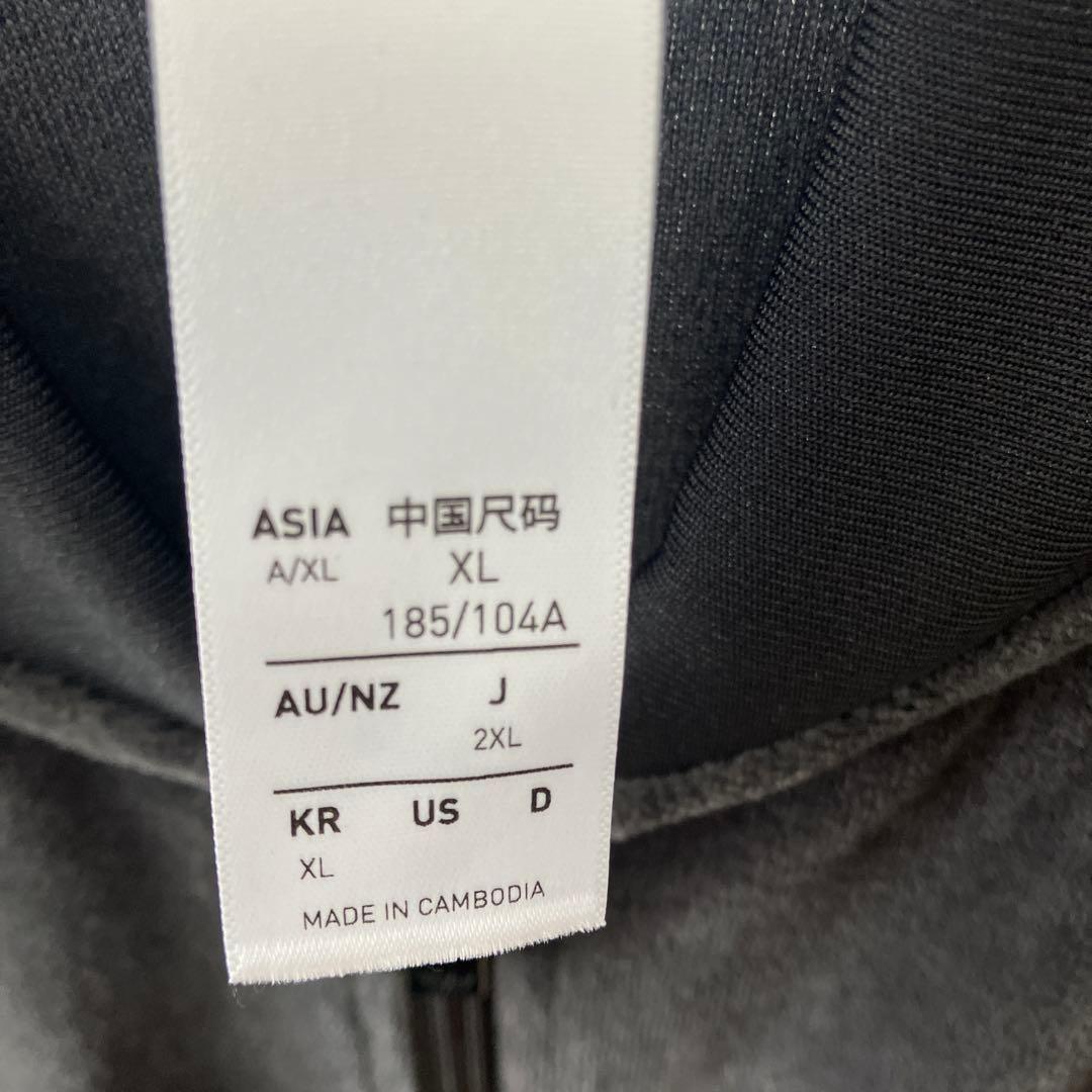 超美品 adidas ベロアトラックジャケット