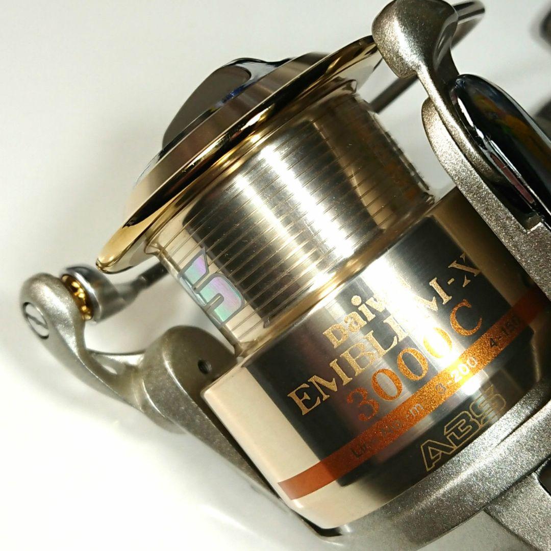 新品 未使用 ダイワ エンブレム−X 3000C　EMBLEM−X